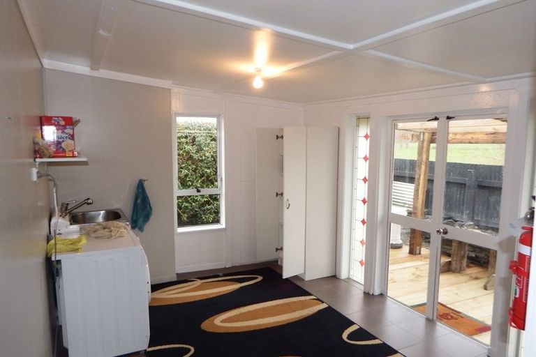 Photo of property in 7 Fergusson Street, Marton, 4710