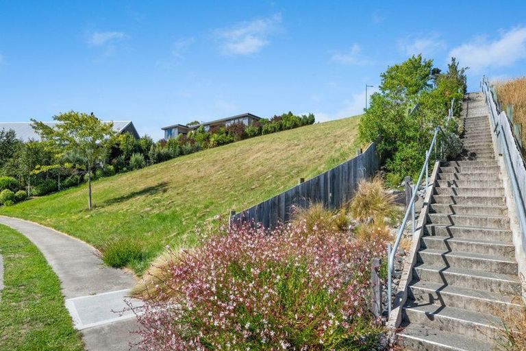 Photo of property in 36 Golf View Close, Fairhall, 7272