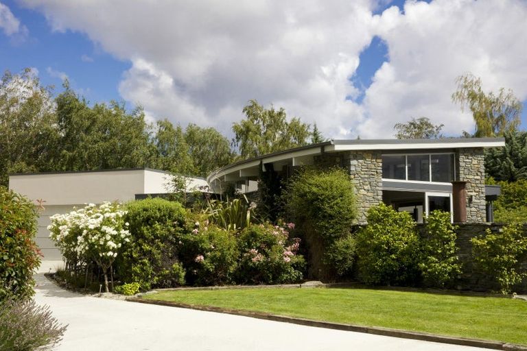 Photo of property in 19 Hall Road, Bannockburn, Cromwell, 9384