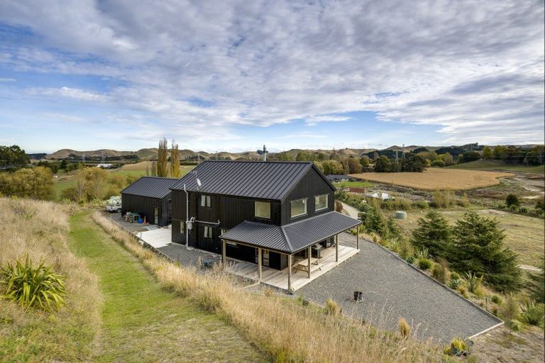 Photo of property in 76 Te Kapua Rise, Puketapu, Napier, 4182