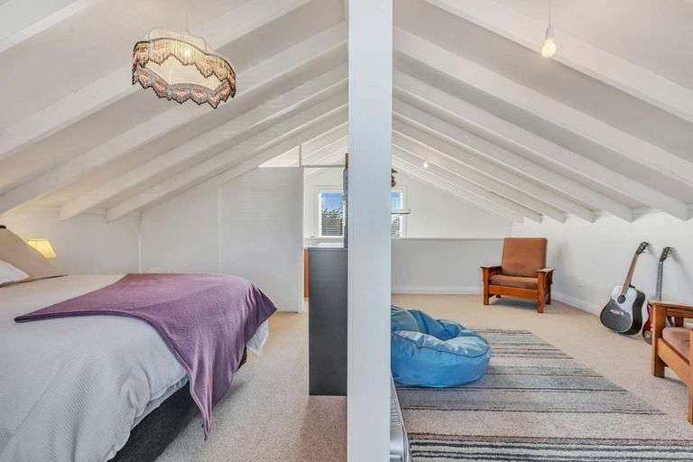 Photo of property in 8 Cochrane Street, Fairy Springs, Rotorua, 3015