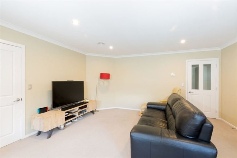Photo of property in 43 Winsley Terrace, Churton Park, Wellington, 6037