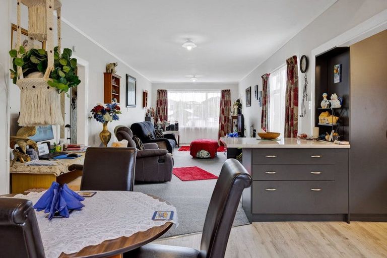 Photo of property in 24 Dorset Street, Patea, 4520