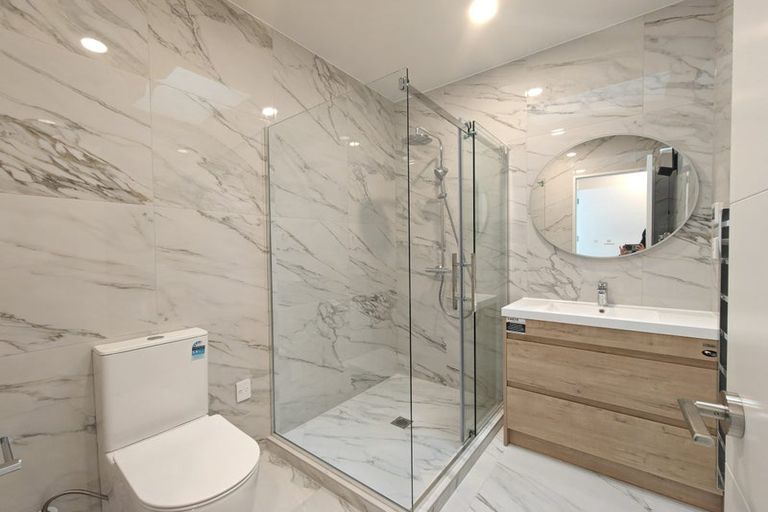 Photo of property in 1 Pukeko Road, Hobsonville, Auckland, 0616