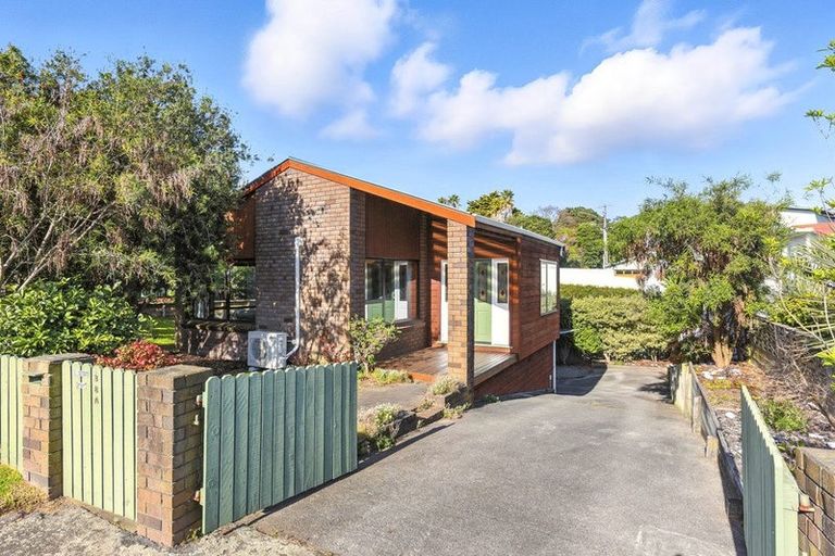 Photo of property in 38a Poplar Avenue, Raumati South, Paraparaumu, 5032