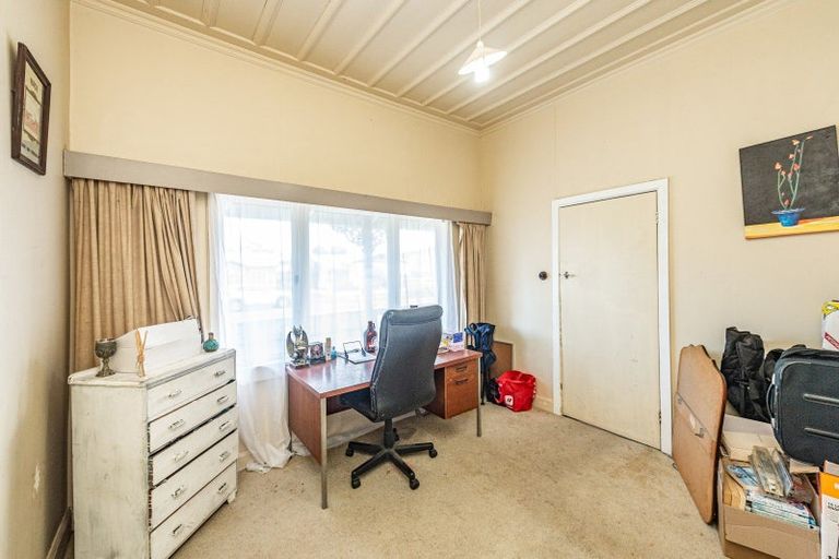 Photo of property in 4 Lowther Street, Whanganui, 4500