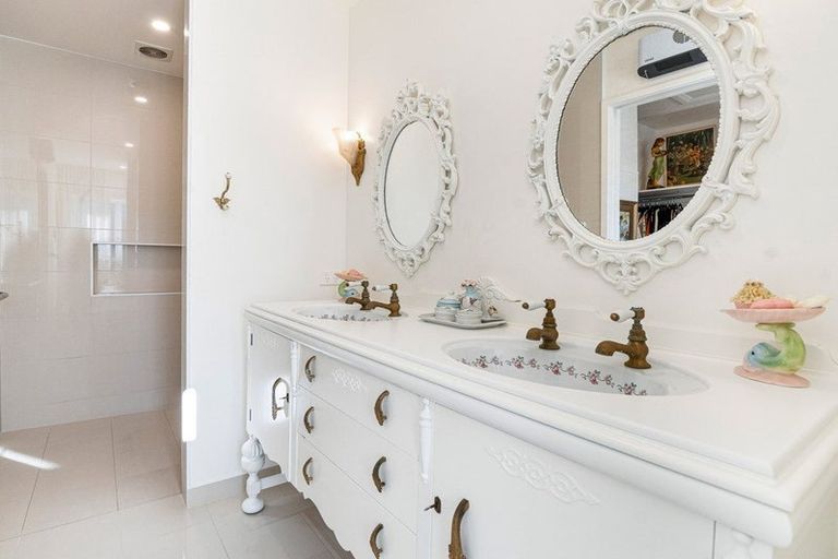 Photo of property in 5 Westmere Mews, West Melton, 7618