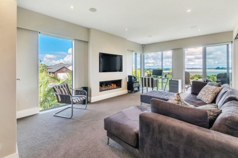 Photo of property in 251 Harbourside Drive, Karaka, Papakura, 2113