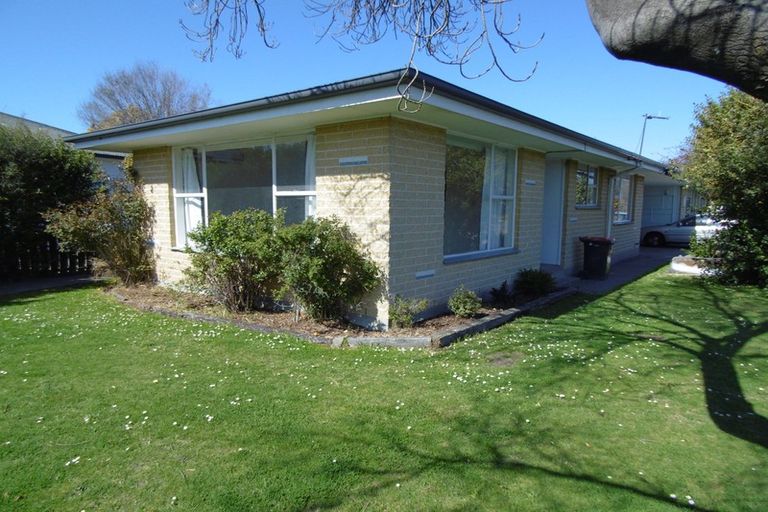 Photo of property in 2 Squire Street, Mairehau, Christchurch, 8013