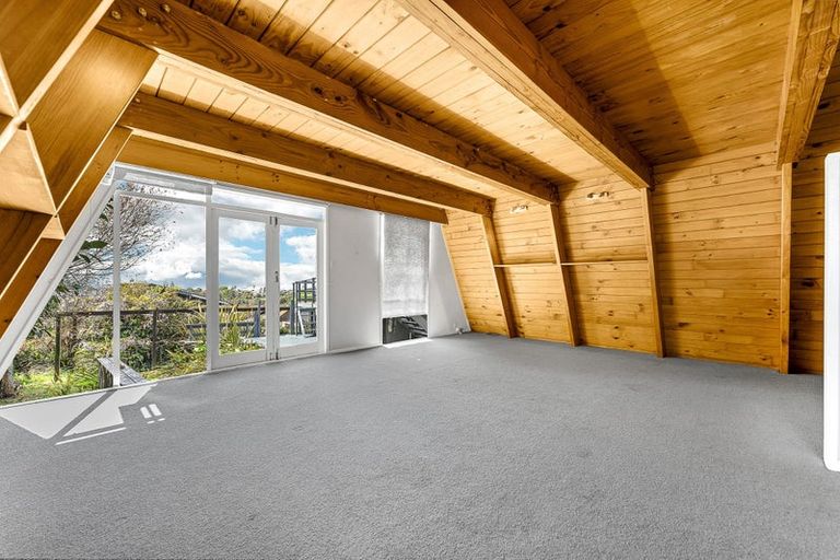 Photo of property in 1 Realm Place, Massey, Auckland, 0614