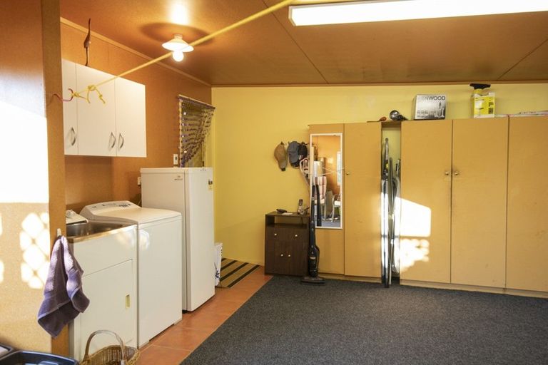 Photo of property in 2a Cambridge Terrace, Taradale, Napier, 4112