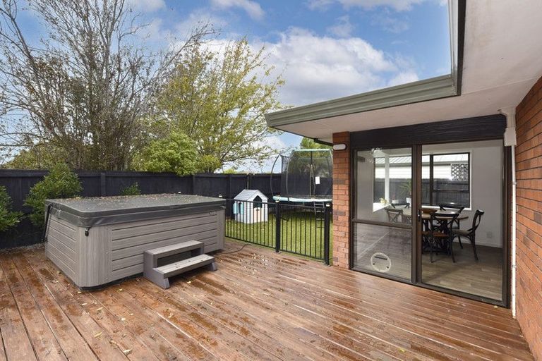Photo of property in 2 Edwins Way, Burwood, Christchurch, 8083