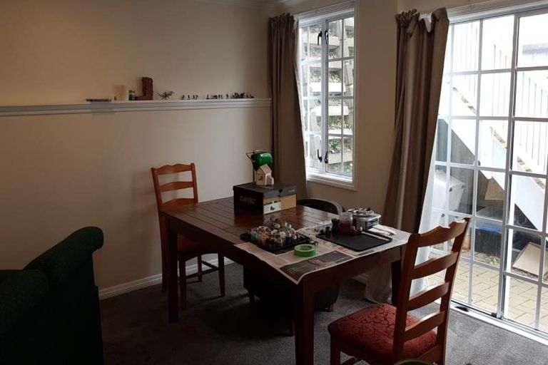 Photo of property in 97 Tasman Street, Mount Cook, Wellington, 6021