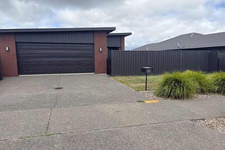 Photo of property in 23 Pioneer Crescent, Omokoroa, 3114