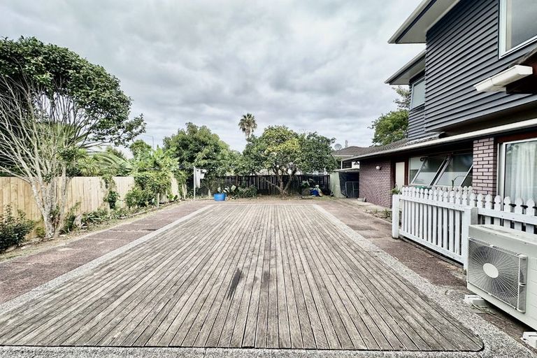 Photo of property in 24 Windoma Circle, Manukau, Auckland, 2025