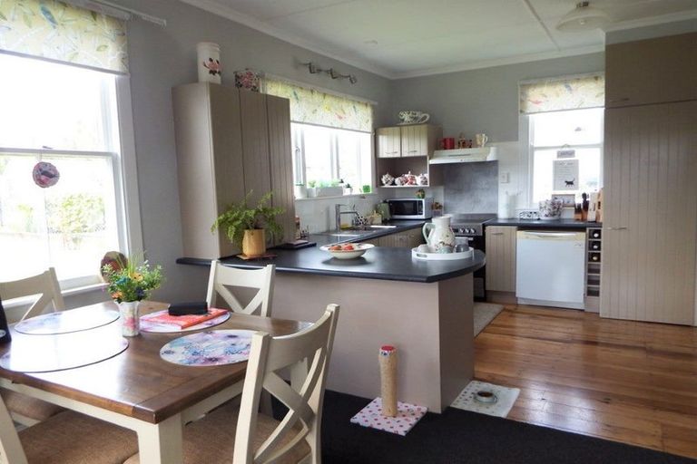 Photo of property in 127 Tutaenui Road, Marton, 4710