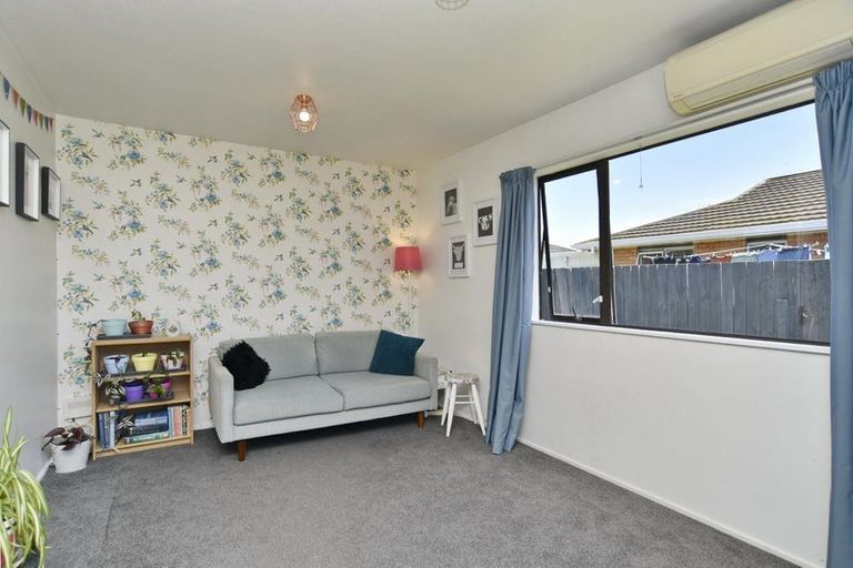 Photo of property in 15b Lindon Street, Rangiora, 7400