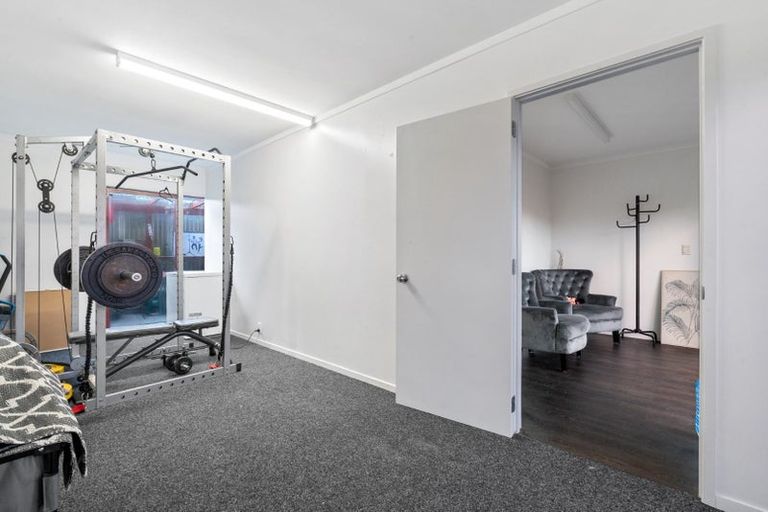 Photo of property in 73 Rathmar Drive, Manurewa, Auckland, 2105