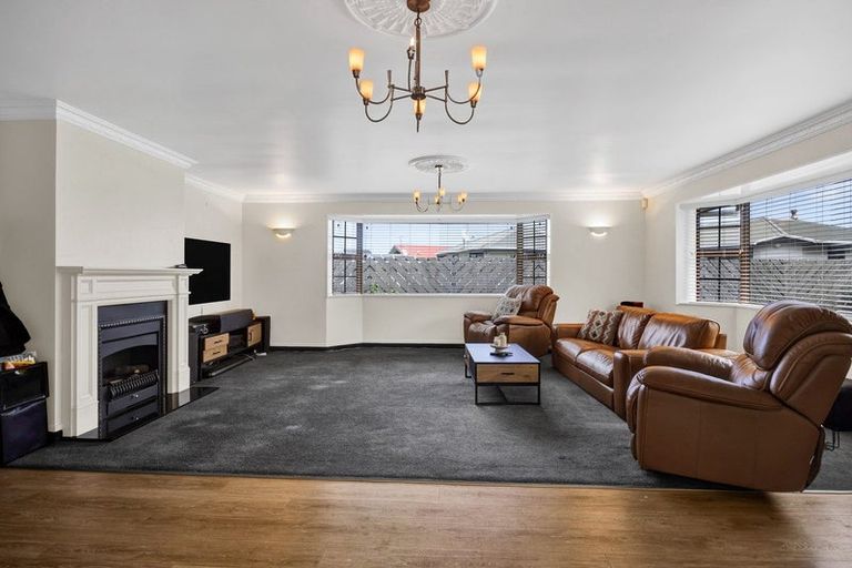 Photo of property in 74 Rata Street, Hawera, 4610