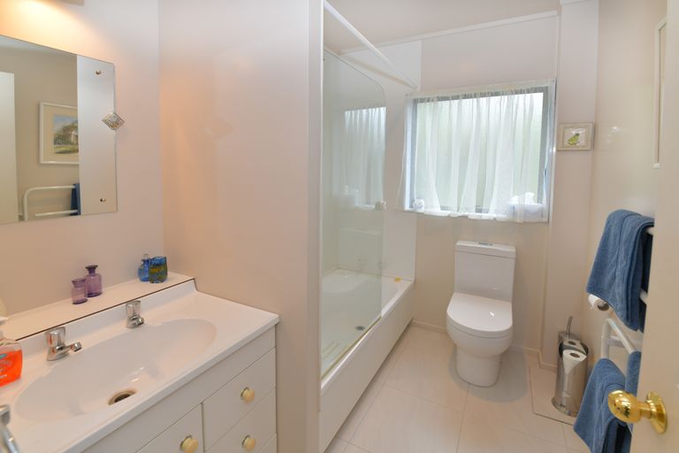 Photo of property in 3/6 Manuka Street, Orewa, 0931