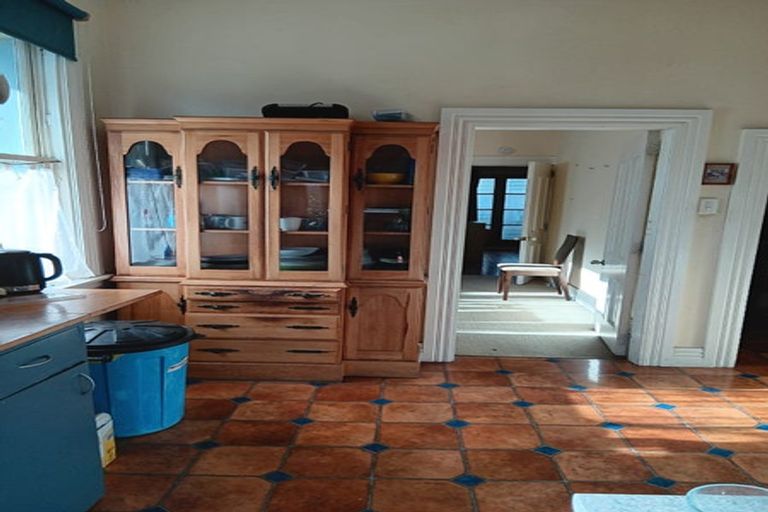 Photo of property in 23 Hawker Street, Mount Victoria, Wellington, 6011