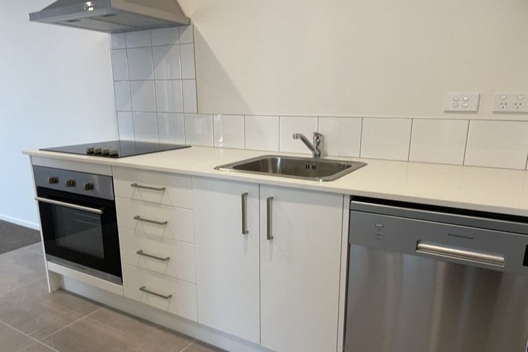 Photo of property in 204/28c Eileen Newey Place, Henderson, Auckland, 0612