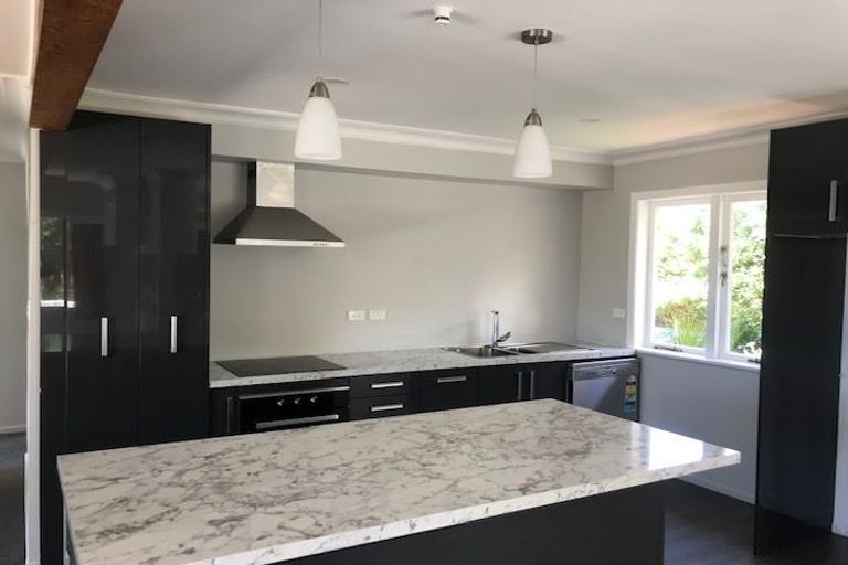 Photo of property in 3 Lancelot Road, Orewa, 0931