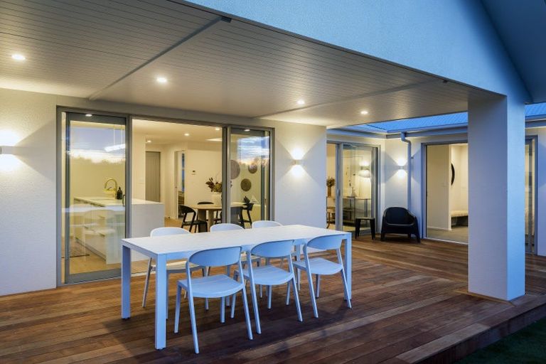 Photo of property in 13 Meadow Stream Drive, Casebrook, Christchurch, 8051