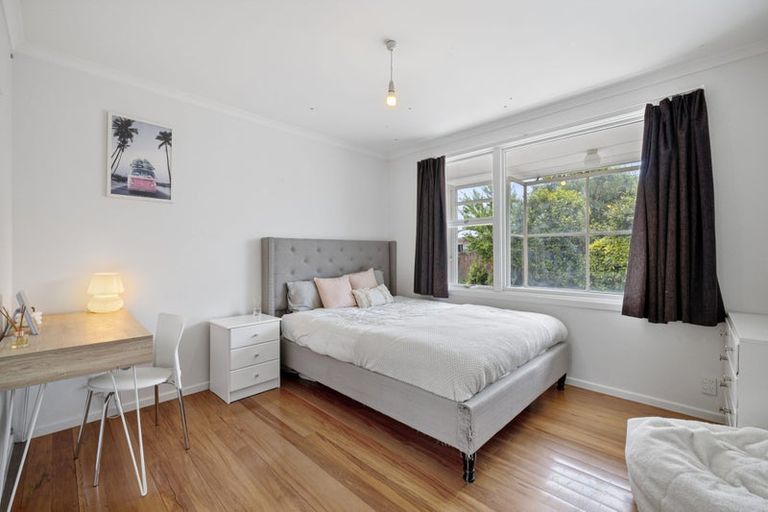 Photo of property in 2/49 Brockworth Place, Riccarton, Christchurch, 8011