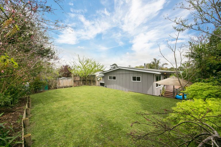 Photo of property in 27 Great North Road, Riverhead, 0820