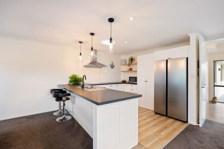 Photo of property in 11 Bernadette Street, Aidanfield, Christchurch, 8025