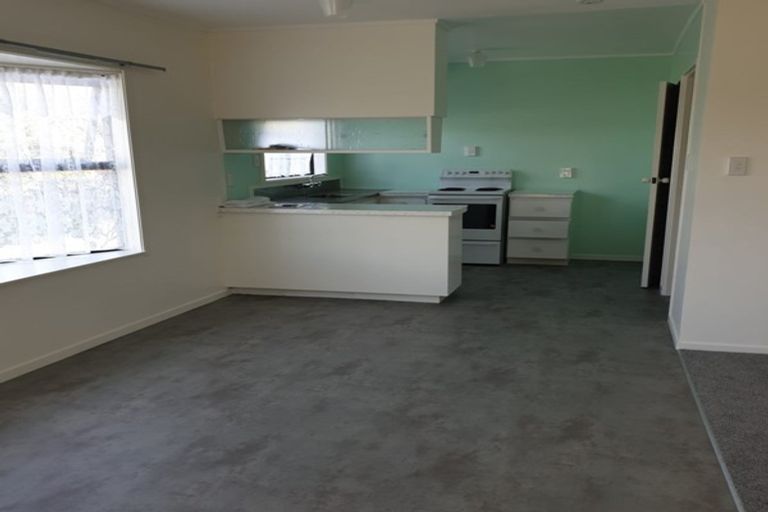 Photo of property in 8b Kent Street, Waiuku, 2123