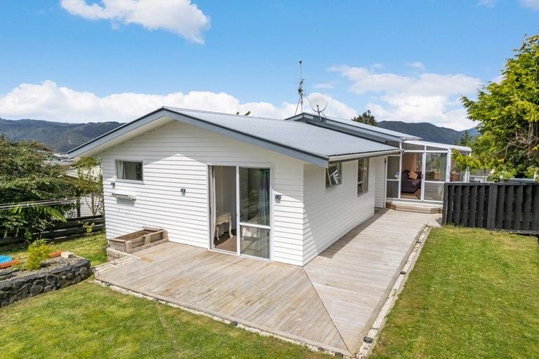 Photo of property in 20 Redvers Drive, Belmont, Lower Hutt, 5010