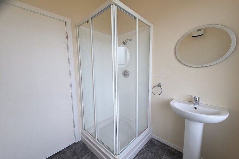 Photo of property in 35 Factory Road, Paretai, Balclutha, 9271