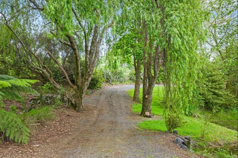 Photo of property in 7 Tamahunga Drive, Matakana, Warkworth, 0985