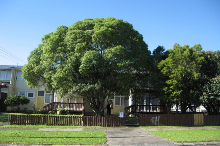 Photo of property in 35 Hills Road, Otara, Auckland, 2023