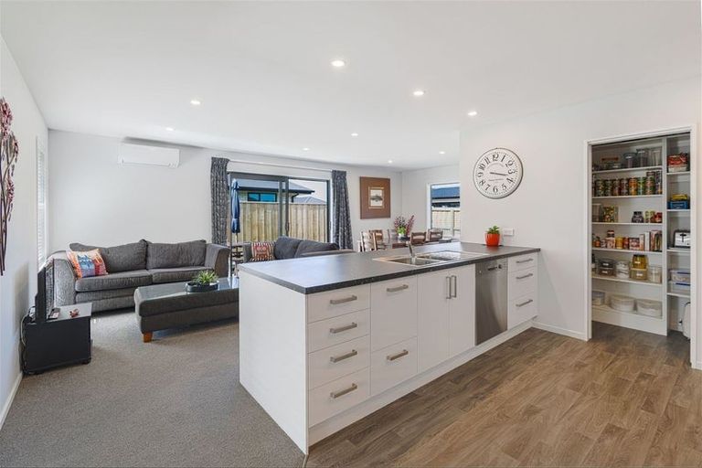 Photo of property in 8 Ladybridge Drive, Rolleston, 7615