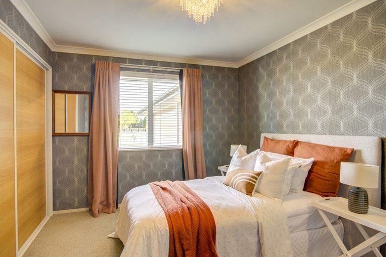 Photo of property in 10 Burntwood Lane, Pegasus, 7612