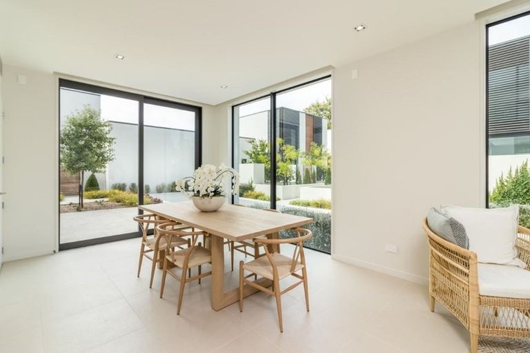Photo of property in 140b Glandovey Road, Strowan, Christchurch, 8052