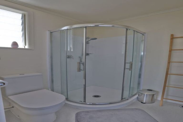 Photo of property in 24 Marsden Point Road, Ruakaka, 0116