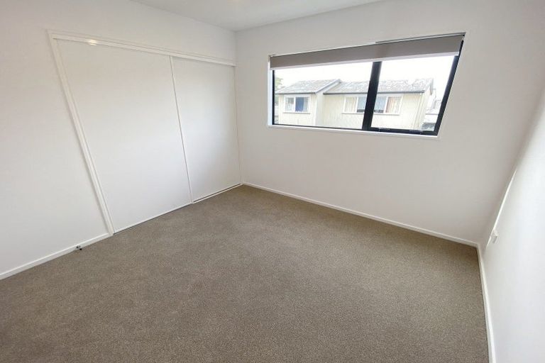Photo of property in 4/21 Frederick Street, Waltham, Christchurch, 8011