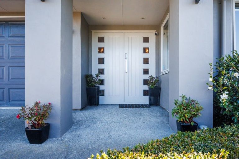 Photo of property in 12 Liberty Grove, Kelvin Grove, Palmerston North, 4414