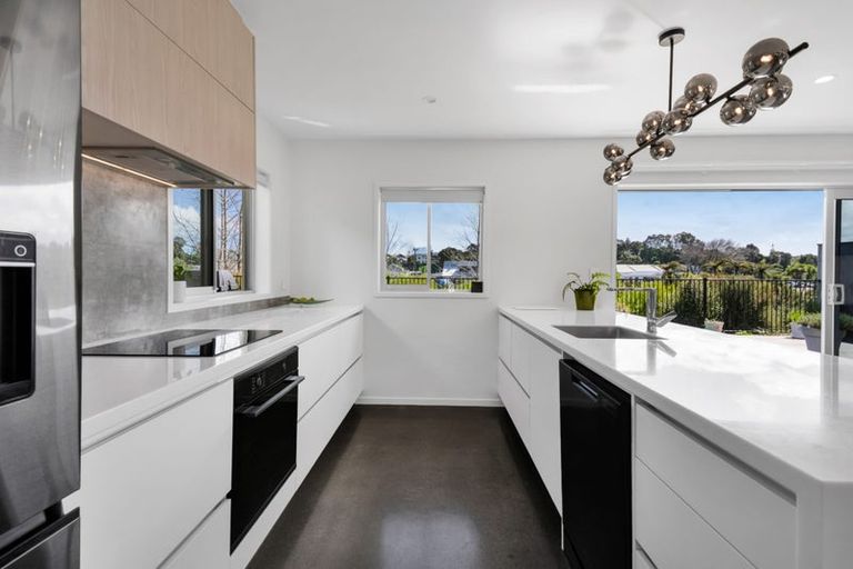 Photo of property in 1/20b Gordon Street, Glen Avon, New Plymouth, 4312