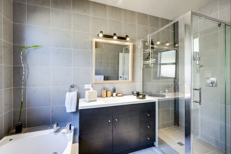 Photo of property in 76 Russell Robertson Drive, Havelock North, 4130
