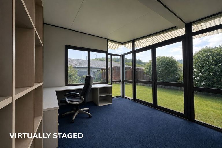 Photo of property in 28 Trigg Crescent, Taradale, Napier, 4112