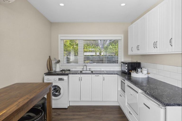 Photo of property in 5 Anarewa Crescent, Kaiteriteri, Motueka, 7197