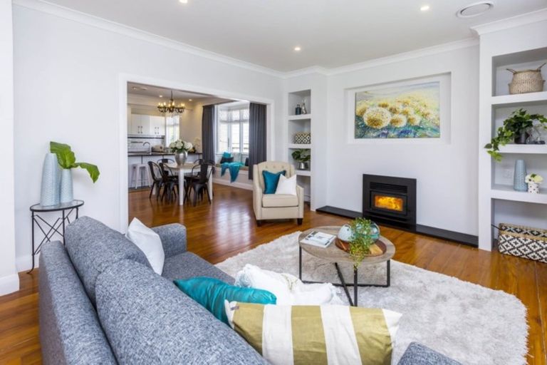 Photo of property in 50f1- King Street, Ebdentown, Upper Hutt, 5018