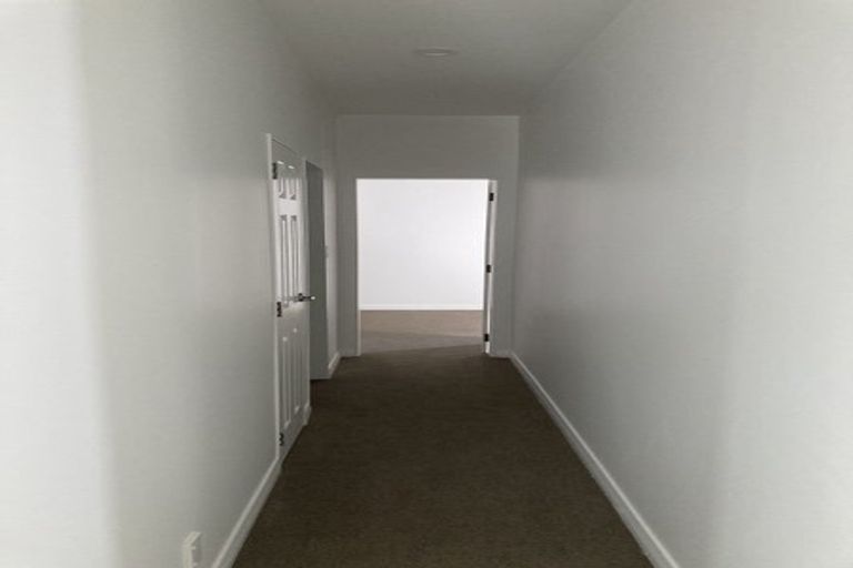Photo of property in Victoria Town Houses, 1/219 Victoria Street, Te Aro, Wellington, 6011