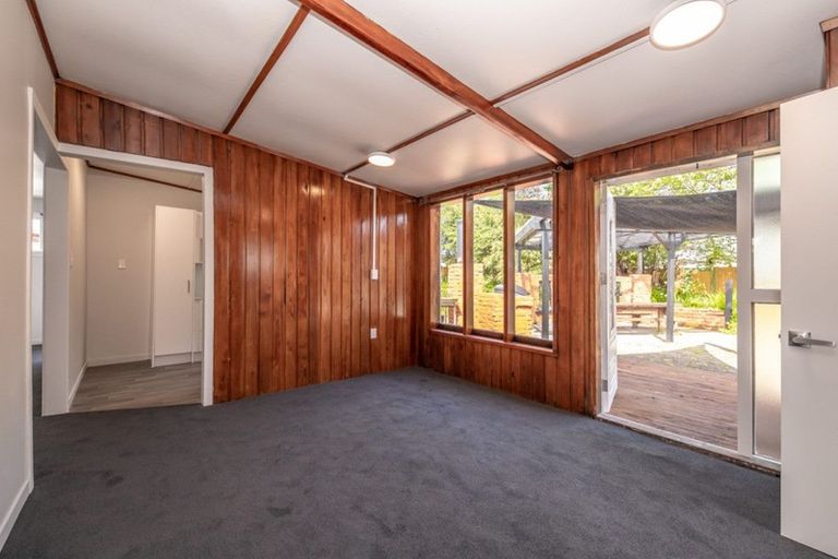 Photo of property in 12 Queen Street, Westport, 7825