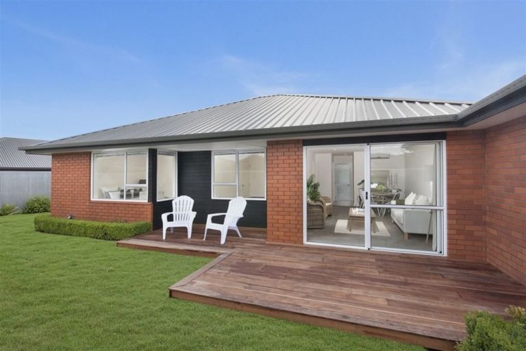 Photo of property in 1/16 Peverel Street, Riccarton, Christchurch, 8011